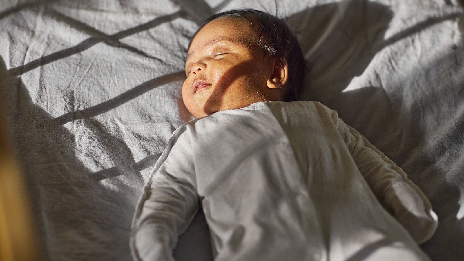 Image for How to dress your baby for sleep